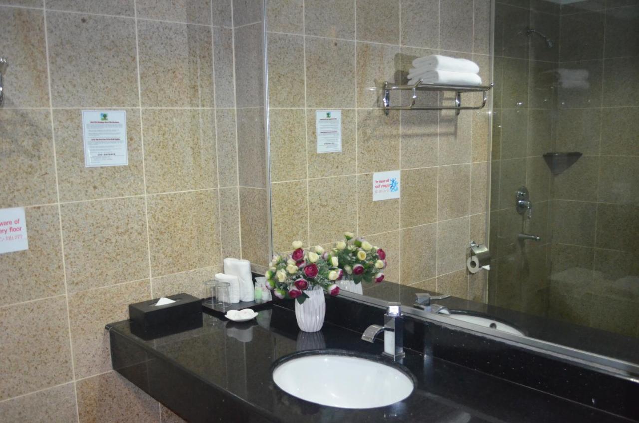 Td Plaza Hotel Kota Kinabalu Ngoại thất bức ảnh