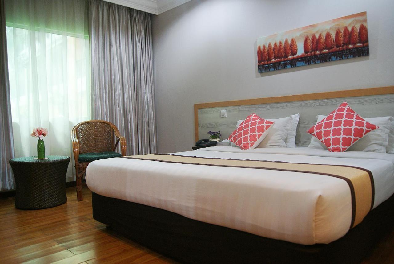 Td Plaza Hotel Kota Kinabalu Ngoại thất bức ảnh