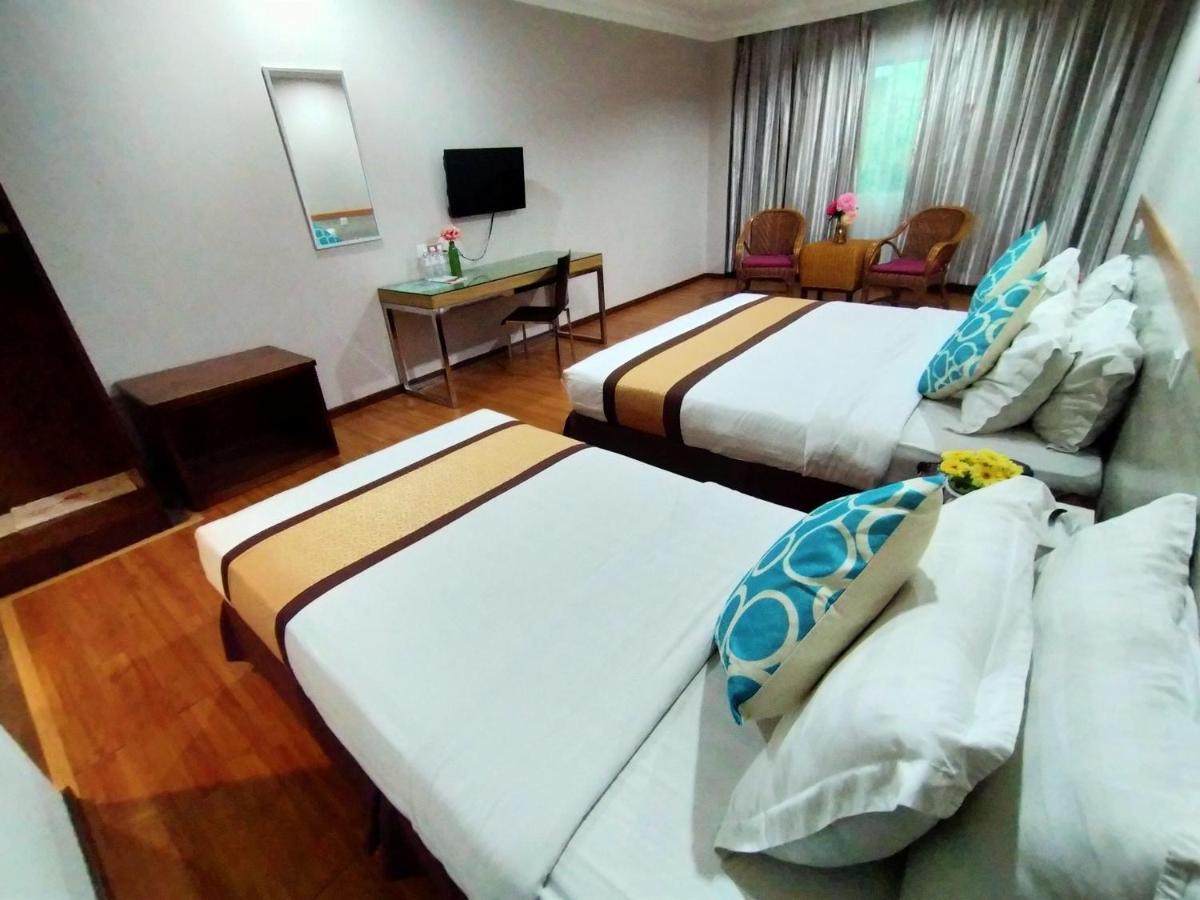 Td Plaza Hotel Kota Kinabalu Ngoại thất bức ảnh